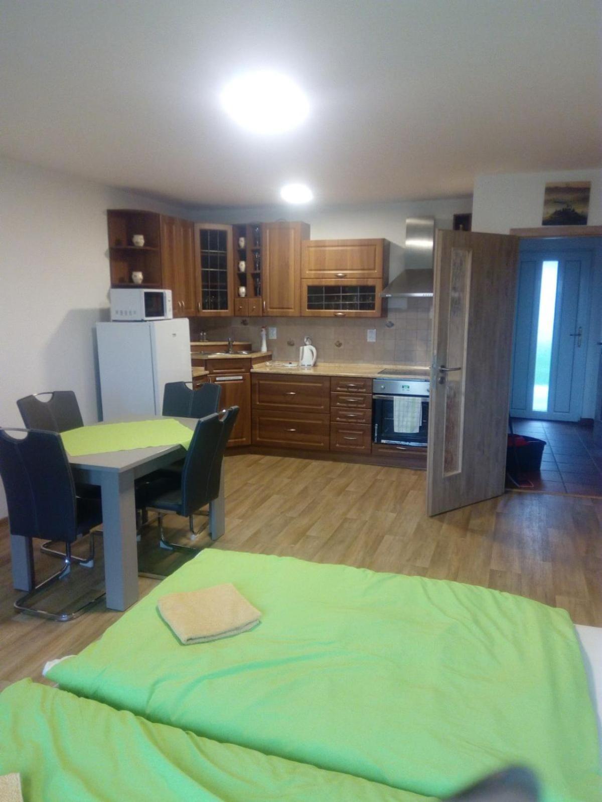 Apartman Pritluky - Zdenek Bukovsky المظهر الخارجي الصورة